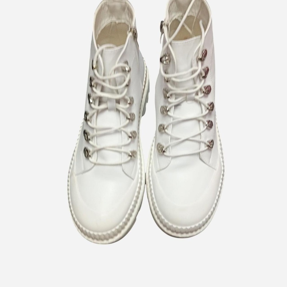 Chase + Chloe White Lace Up Combat Boots With A Chunky Sole And Silver Eyelets